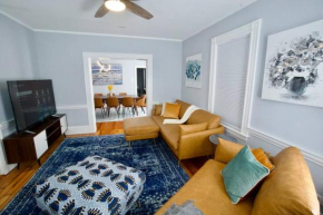 Cozy Large House near Moody St, Bentley, Brandeis